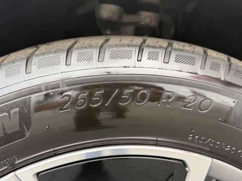 Used 2024 Cadillac Lyriq Luxury w/ LPO, Floor Liner Package AWD/4WD image 6