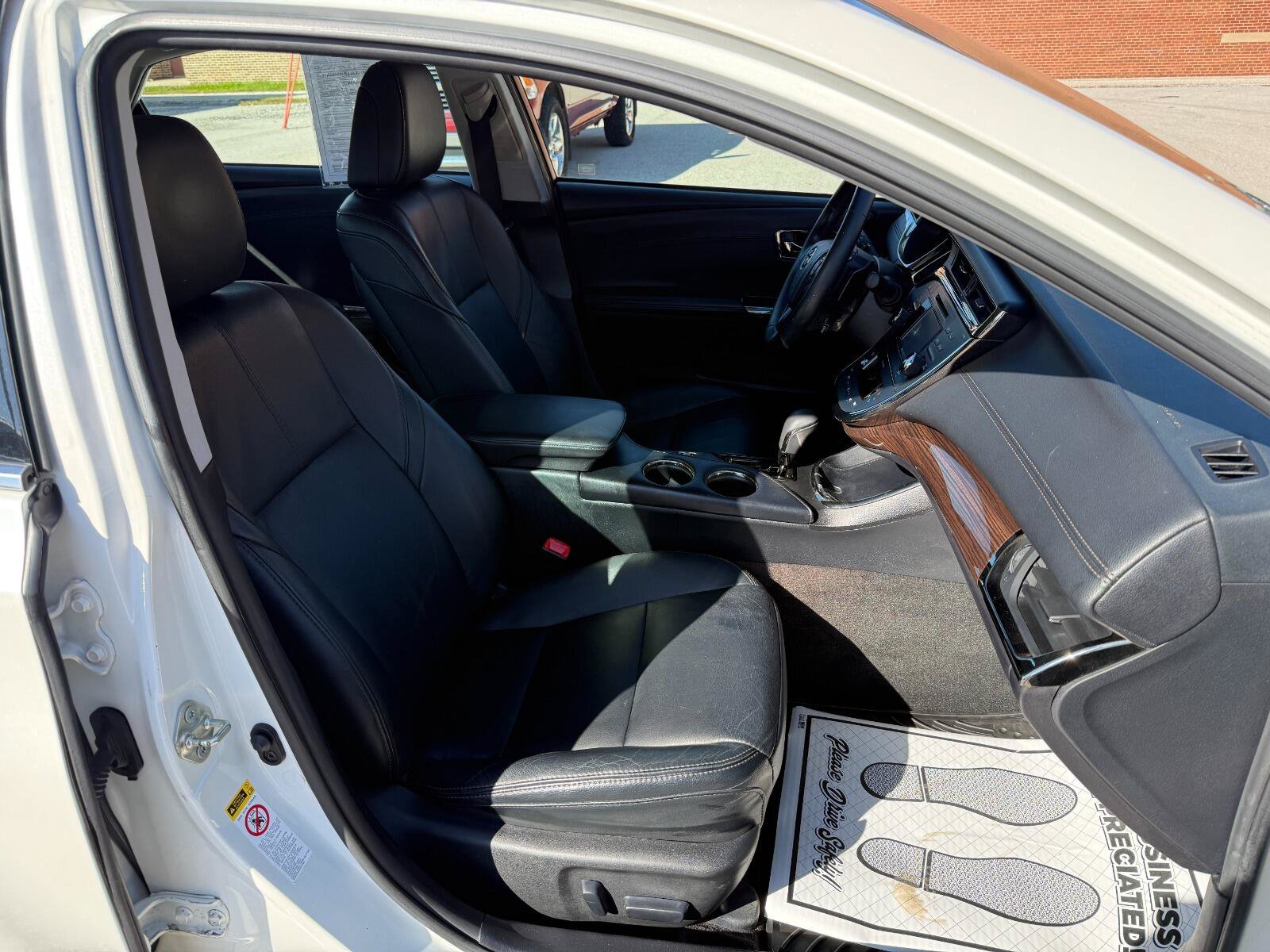 Used 2013 Toyota Avalon FWD image 18