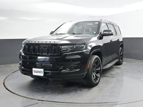 Used 2024 Jeep Wagoneer Series II AWD/4WD image 3