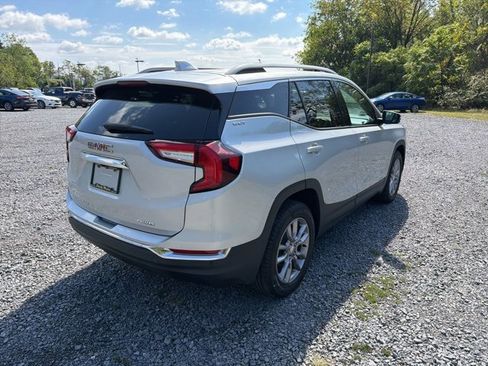 Used 2022 GMC Terrain SLT image 5