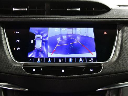 Used 2020 Cadillac XT5 Premium Luxury AWD/4WD image 25