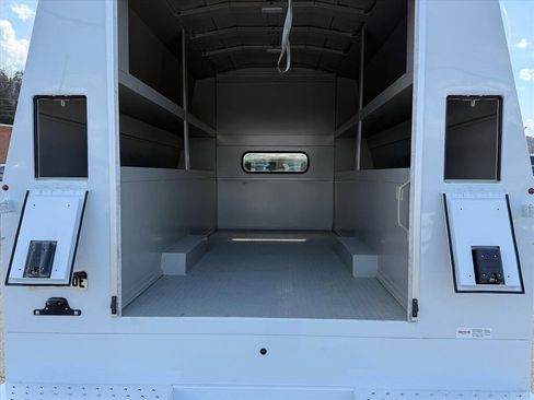 New 2026 RAM 5500 Tradesman w/ Chrome Appearance Group image 15