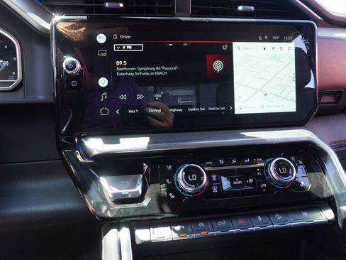 Certified 2022 GMC Sierra 1500 Denali AWD/4WD image 22