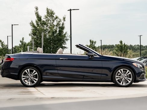 Used 2017 Mercedes-Benz C 300 4MATIC Cabriolet image 3