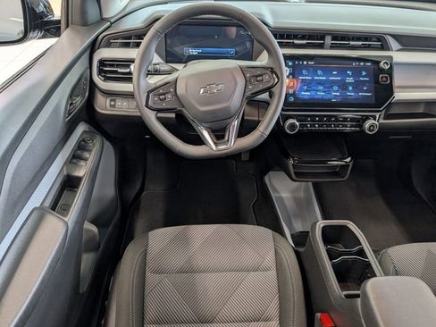 New 2027 Chevrolet Bolt LT w/ Comfort Package FWD image 9