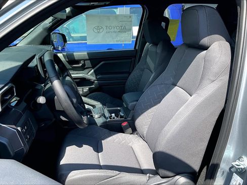 New 2025 Toyota Tacoma SR5 image 9