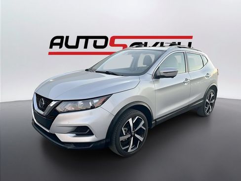 Used 2022 Nissan Rogue Sport SL FWD image 3