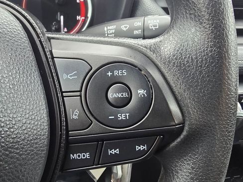 Used 2024 Toyota RAV4 LE image 20