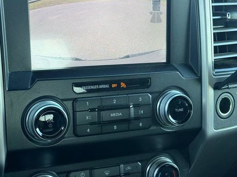 Used 2019 Ford F150 Platinum RWD image 24