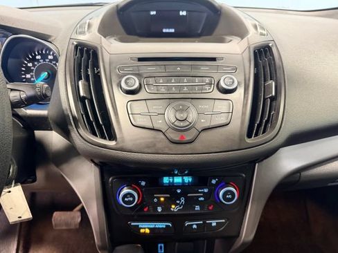 Used 2018 Ford Escape SE AWD/4WD image 9