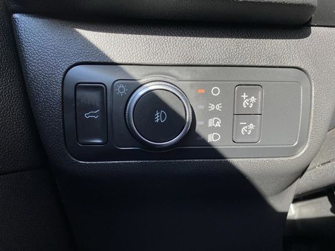 Used 2021 Ford Escape Titanium w/ Titanium Elite Package image 31