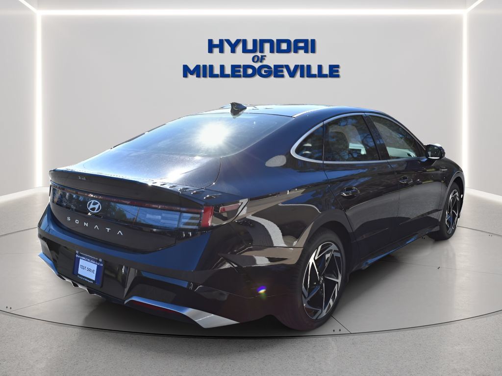 New 2026 Hyundai Sonata SEL FWD image 5