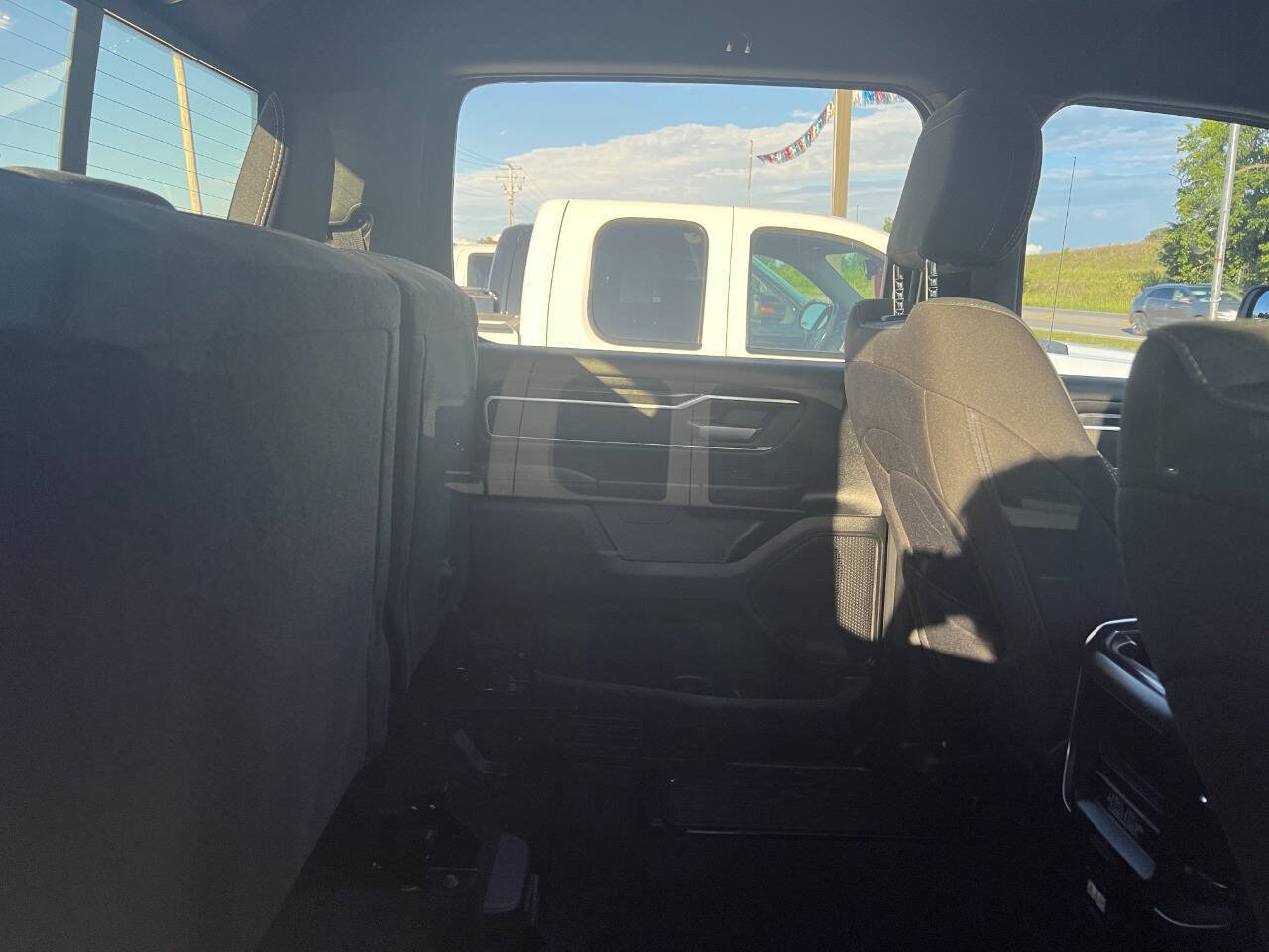 Used 2019 RAM 1500 Big Horn AWD/4WD image 12