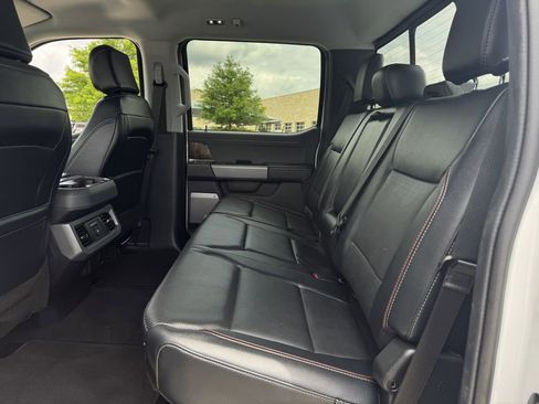Used 2024 Ford F250 Lariat AWD/4WD image 28