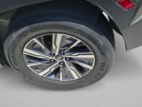 Used 2022 Hyundai Tucson Blue AWD/4WD image 6