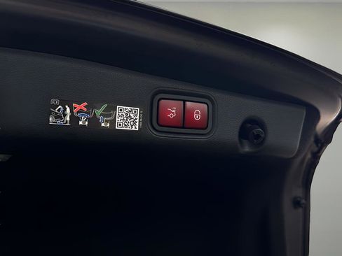 Used 2022 Mercedes-Benz E 53 AMG 4MATIC Sedan w/ Driver Assistance Package image 26