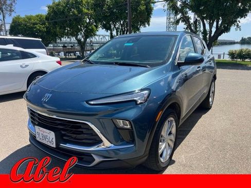 Used 2024 Buick Encore GX Preferred FWD image 1