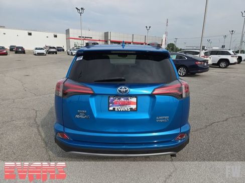 Used 2018 Toyota RAV4 Limited w/ Advanced Technology Package AWD/4WD image 31