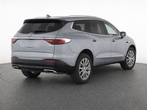 Used 2023 Buick Enclave Essence w/ Experience Buick Package FWD image 7