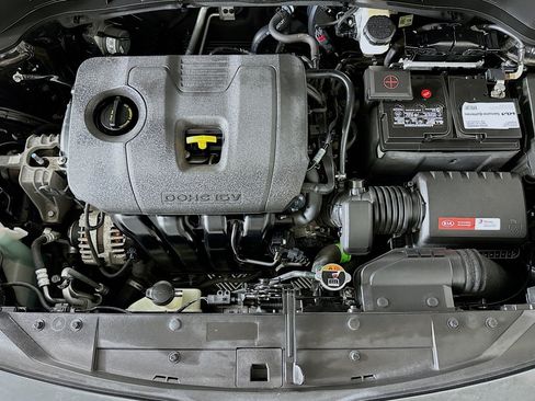 Used 2020 Kia Soul LX FWD image 13