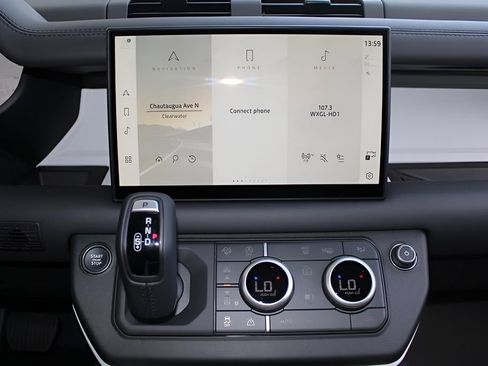 New 2025 Land Rover Defender 110 S image 23