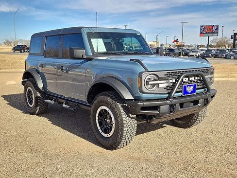 Used 2022 Ford Bronco Badlands w/ Sasquatch Package image 7