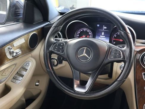 Used 2015 Mercedes-Benz C 300 4MATIC Sedan image 10