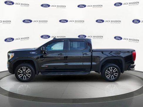 Used 2021 GMC Sierra 1500 AT4 w/ AT4 Preferred Package AWD/4WD image 2