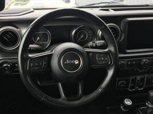 Used 2022 Jeep Wrangler Unlimited Sport AWD/4WD image 11
