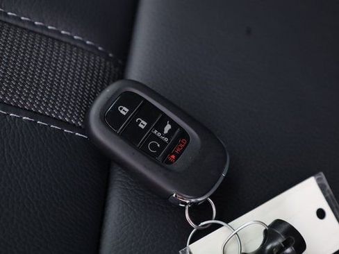 New 2025 Honda Pilot EX-L image 31