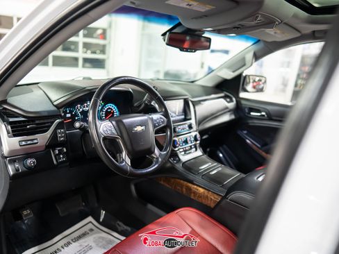 Used 2019 Chevrolet Tahoe Premier w/ Premier Plus Edition image 13