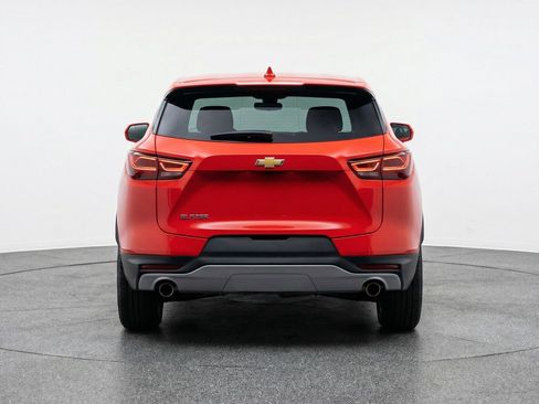 Used 2025 Chevrolet Blazer LT image 7