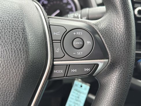 Used 2023 Toyota Camry LE image 17