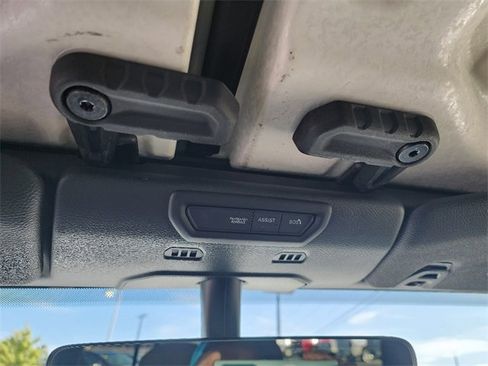 Used 2022 Jeep Wrangler Unlimited Sahara image 25