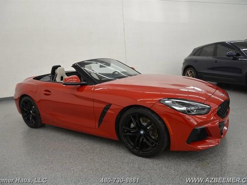 Used 2019 BMW Z4 sDrive30i w/ M Sport Package image 8