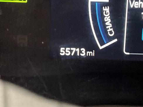 Used 2025 Toyota Camry SE image 40