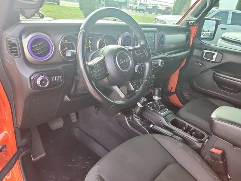 Used 2020 Jeep Wrangler Unlimited Sport S w/ Sun And Sound Package AWD/4WD image 18