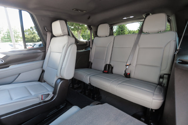 Used 2021 GMC Yukon SLT w/ SLT Premium Package AWD/4WD image 51