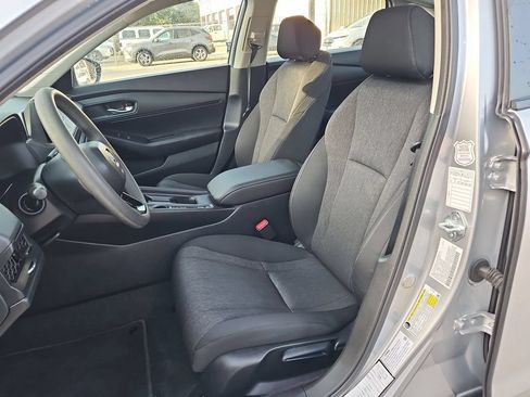 Used 2025 Honda Accord LX image 25