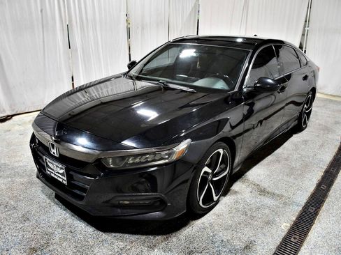 Used 2018 Honda Accord Sport image 28