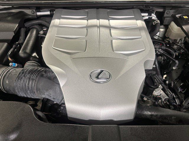 Used 2023 Lexus GX 460 Premium w/ Accessory Package AWD/4WD image 25