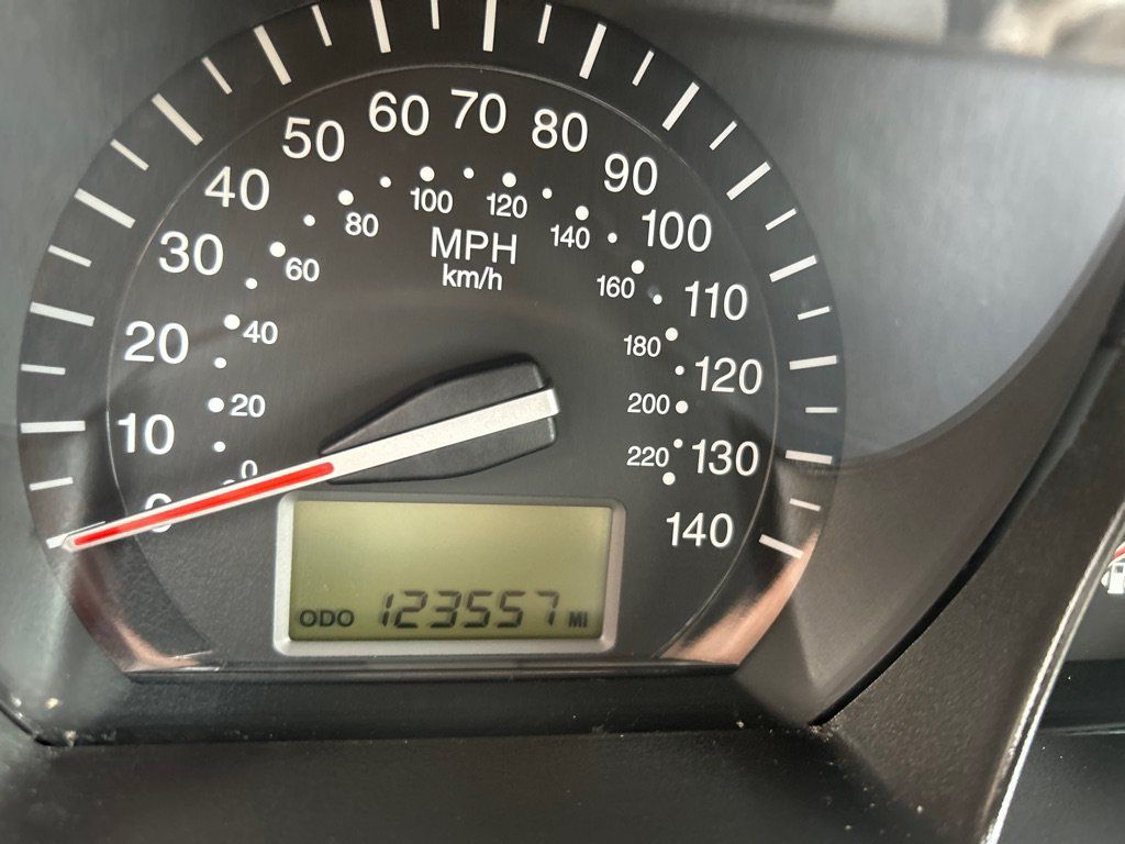 Used 2008 Kia Spectra EX FWD image 14