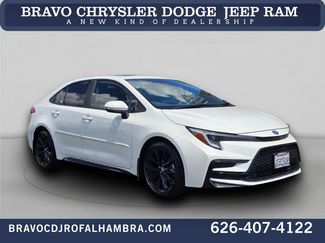 Used 2023 Toyota Corolla SE w/ SE Package FWD video 1