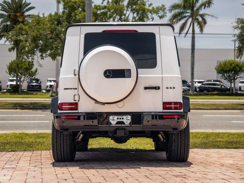 Used 2024 Mercedes-Benz G 63 AMG 4MATIC image 4