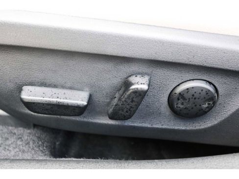 Used 2025 MAZDA MAZDA3 s image 27