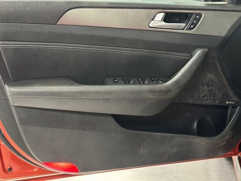 Used 2015 Hyundai Sonata Sport 2.0T w/ Option Group 07 FWD image 14