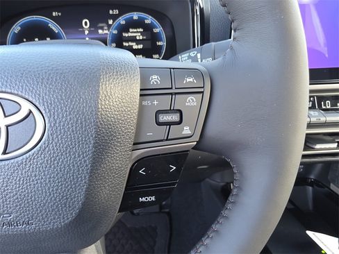 New 2025 Toyota Camry XLE image 30