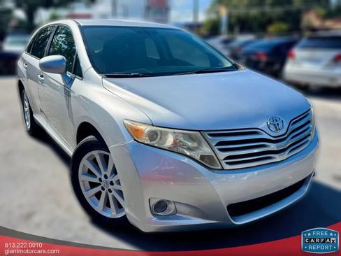 Used 2011 Toyota Venza AWD w/ Comfort Pkg image 3