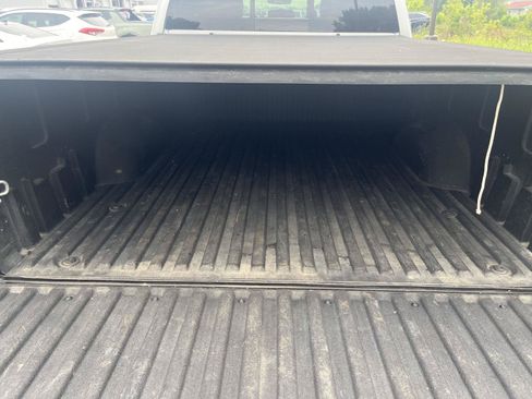 Used 2022 Toyota Tundra Limited AWD/4WD image 45