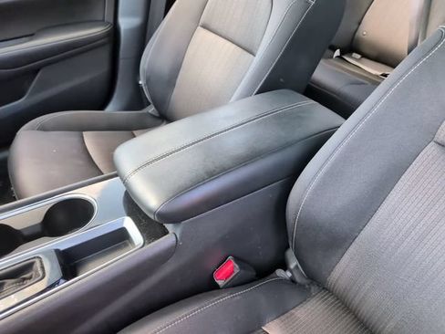Used 2024 Nissan Altima 2.5 SV FWD image 19